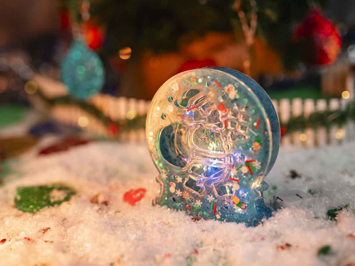 Decor Crăciun cu Moș Crăciun 3D și LED piesă festivă din rășină