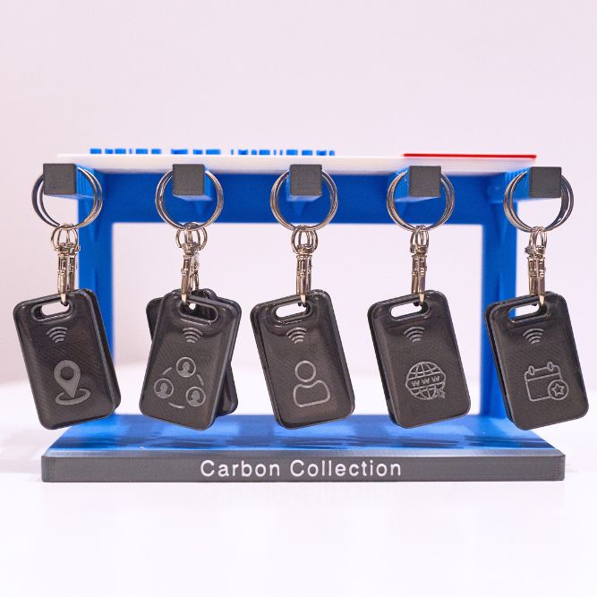 Set 25 Brelocuri Smart NFC „Carbon Collection” – Finisaj Premium Rășină + Display